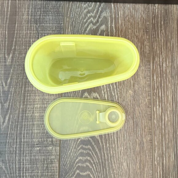 Vintage Tupperware Shelf Saver Stackable Container and Buddy Pitcher - Picture 10 of 16